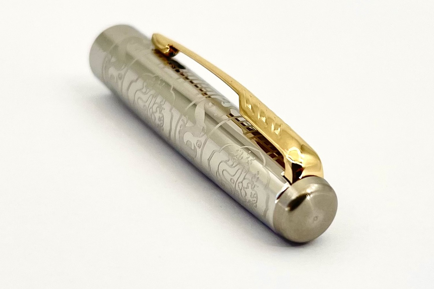 ParkerJotterNationalCollectionChinaRedGTFountainPen_N